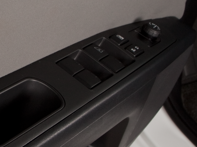 2011 Nissan Sentra 2.0 SR