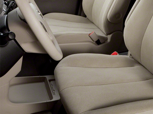 2013 Toyota Sienna LE