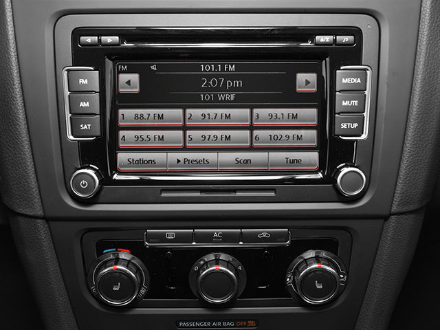 2014 Volkswagen Jetta TDI w/Sunroof & Nav