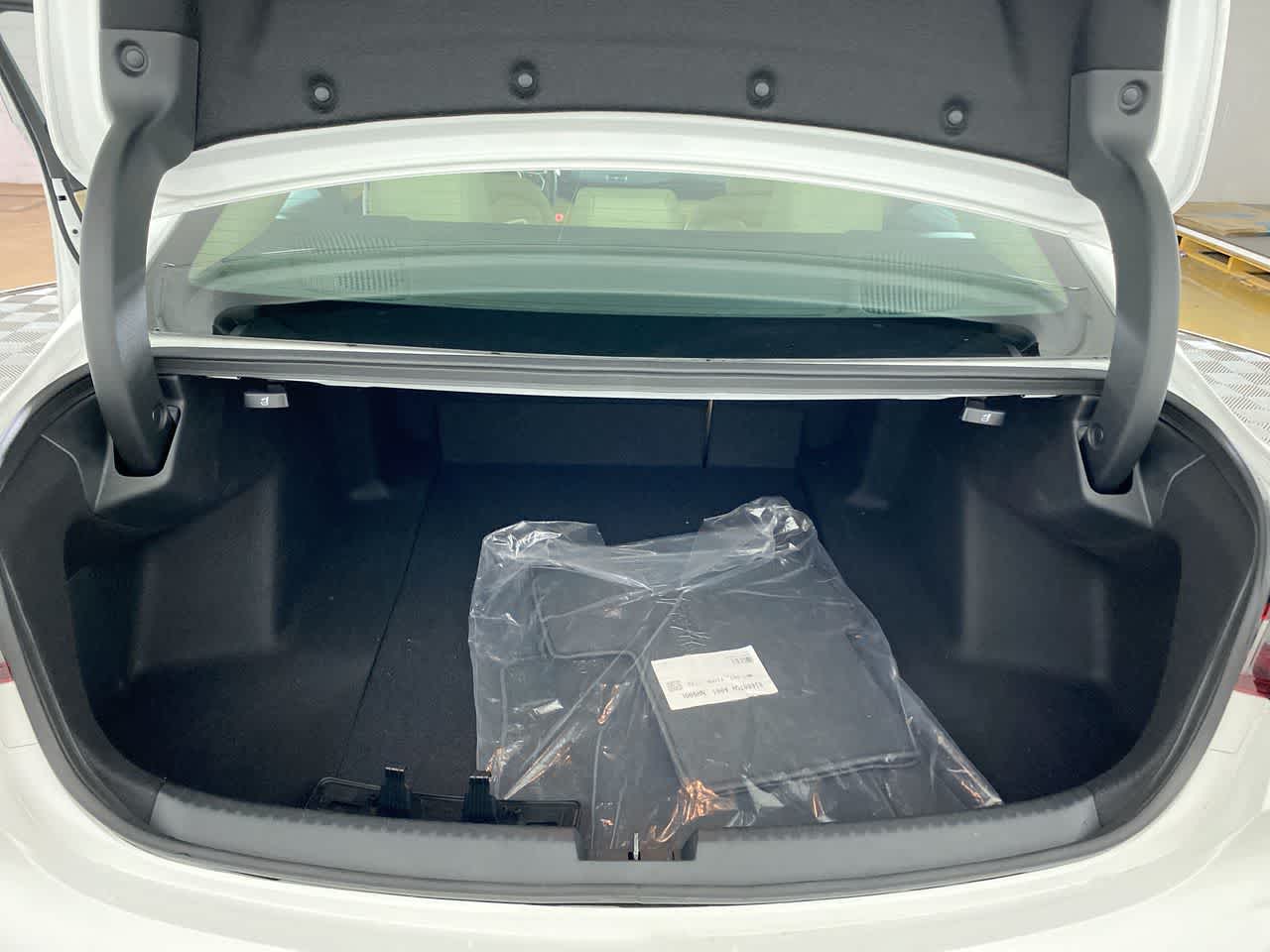 2025 Acura TLX w/Technology Package