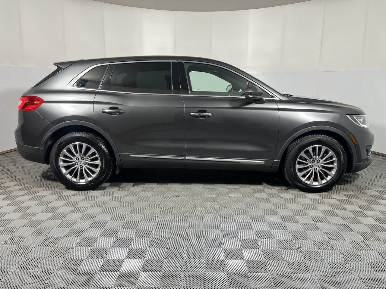 2017 Lincoln MKX Select