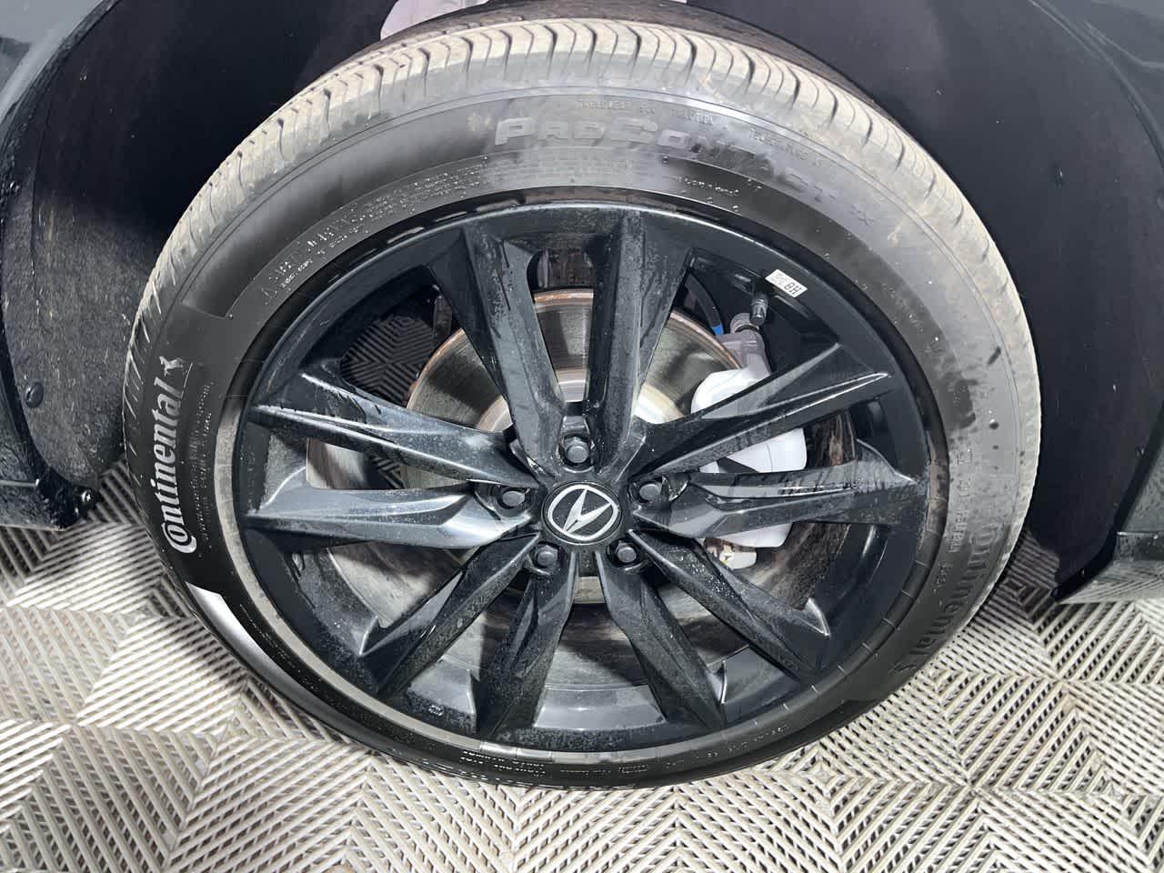 2025 Acura ADX w/A-Spec Advance Package