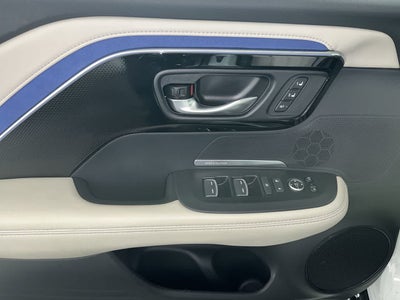 2025 Acura ADX w/A-Spec Advance Package