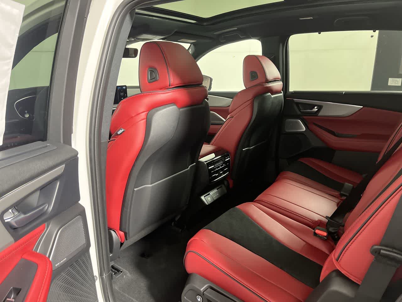 2026 Acura MDX w/A-Spec Package