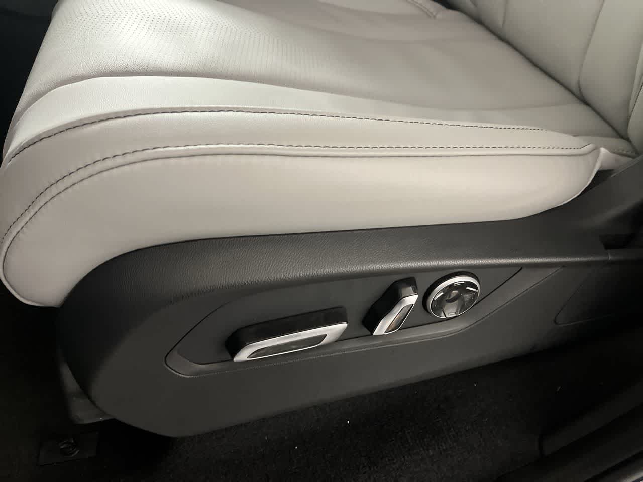 2026 Acura MDX w/Technology Package