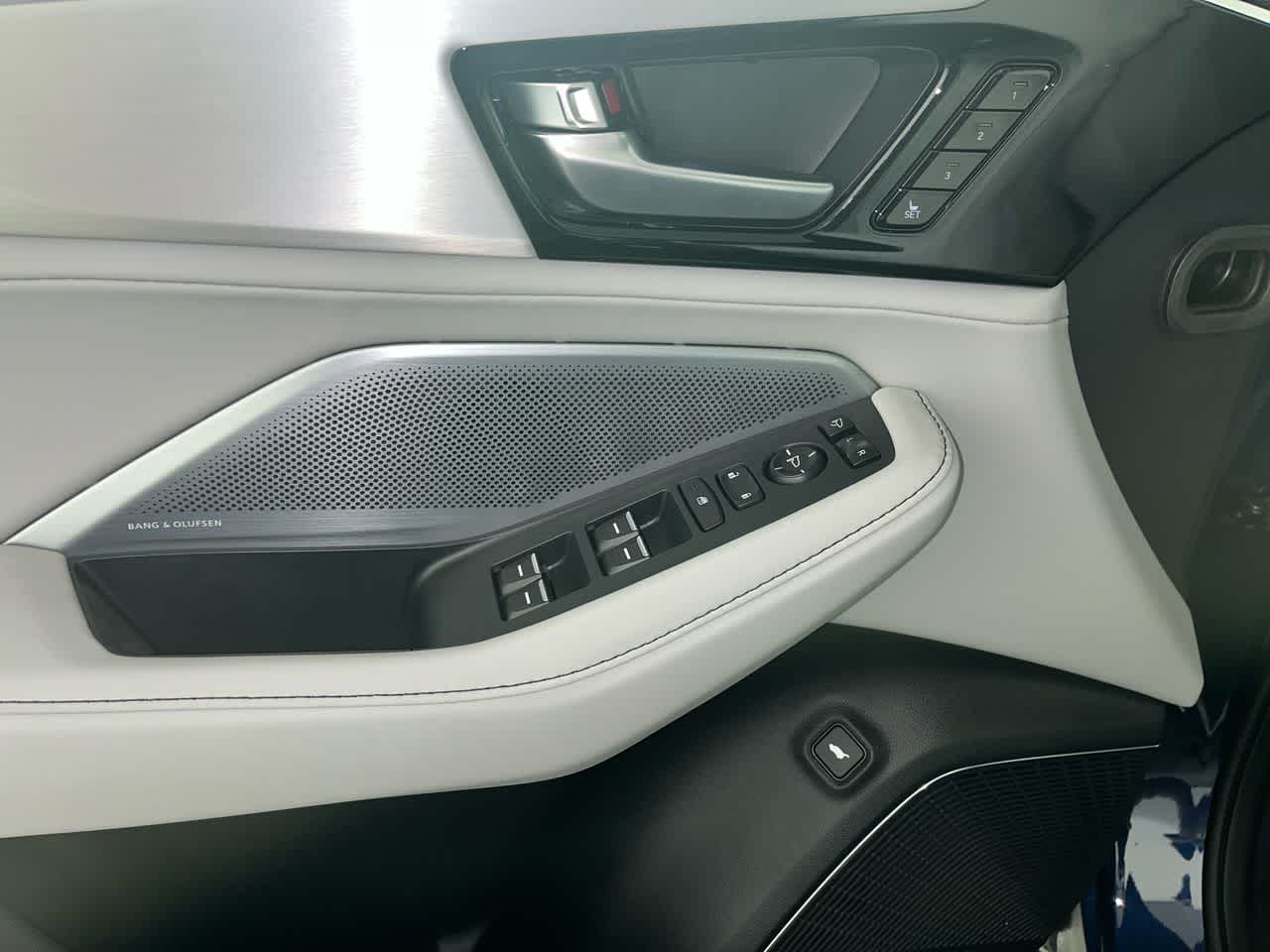 2026 Acura MDX w/Technology Package