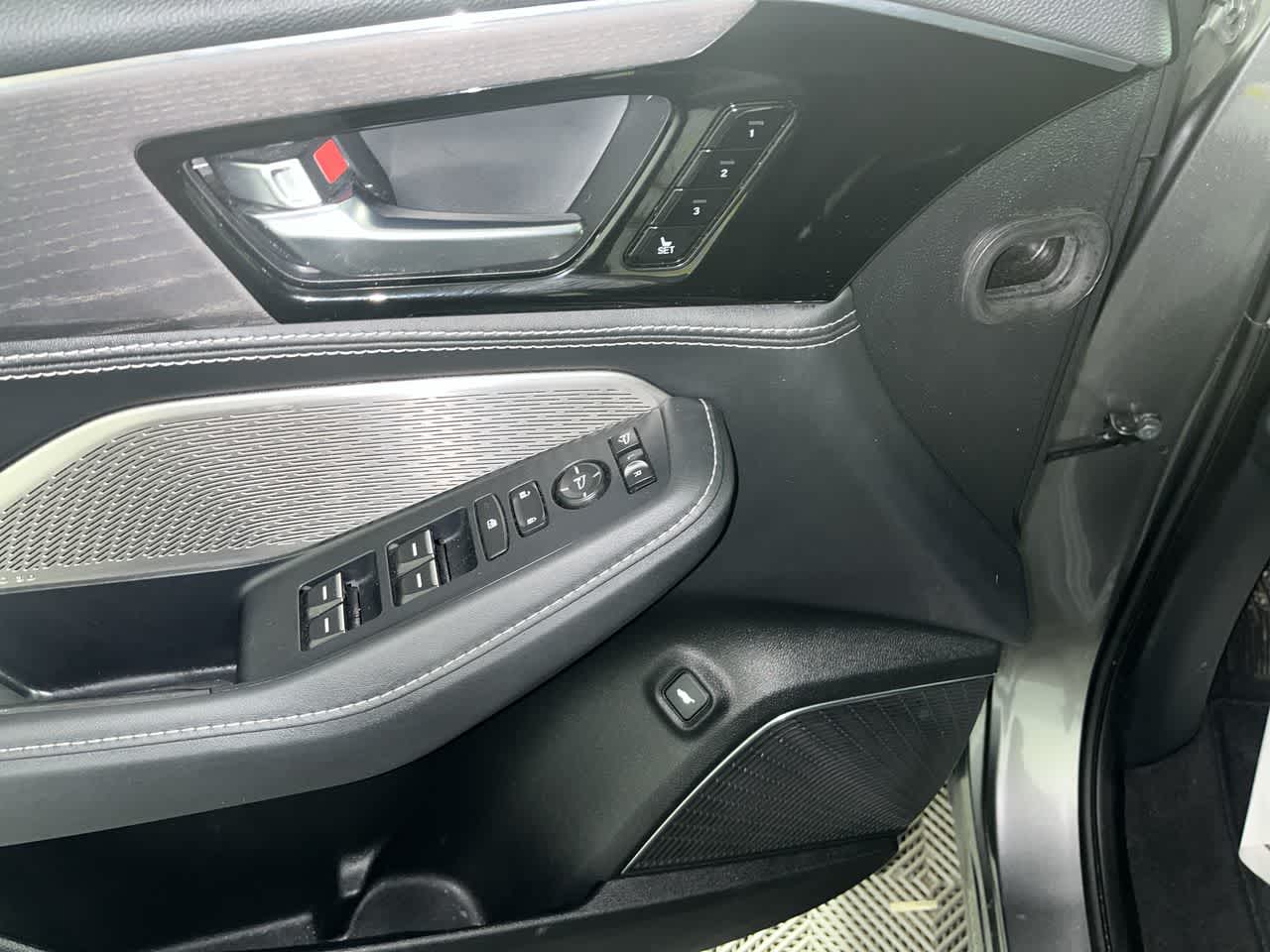 2024 Acura MDX w/Advance Package