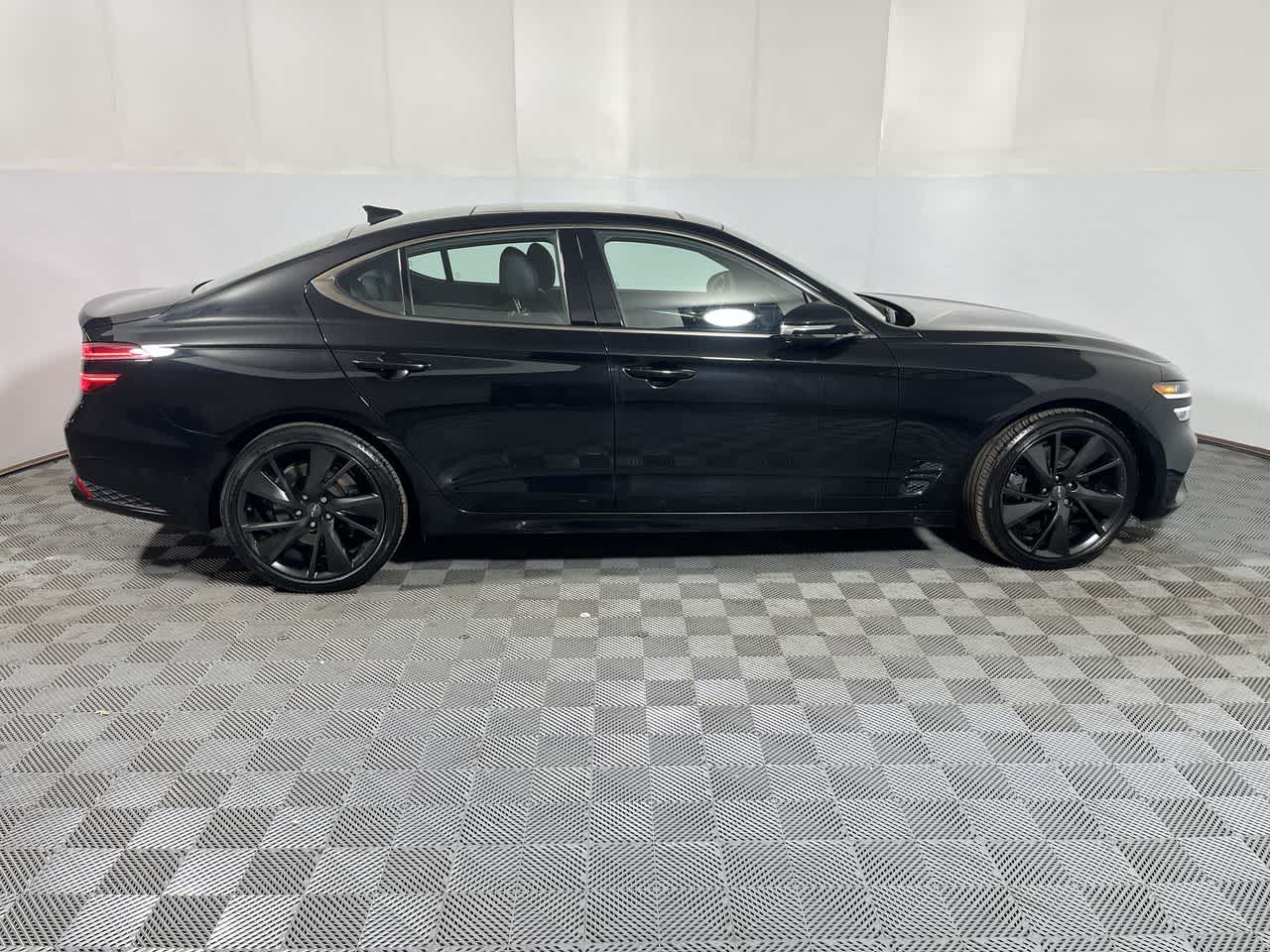2022 Genesis G70 3.3T
