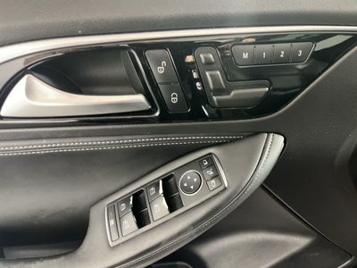 2018 INFINITI QX30 Premium