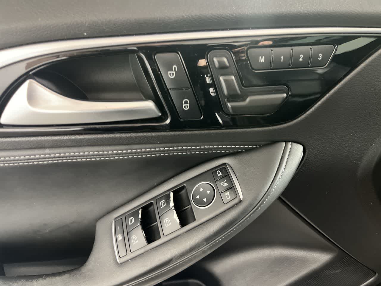 2018 INFINITI QX30 Premium