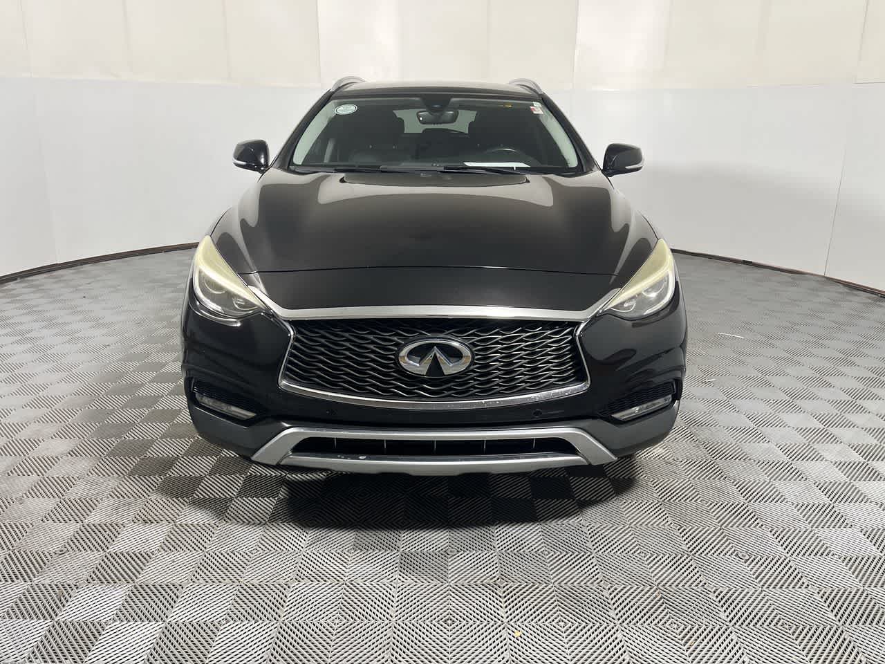 2018 INFINITI QX30 Premium