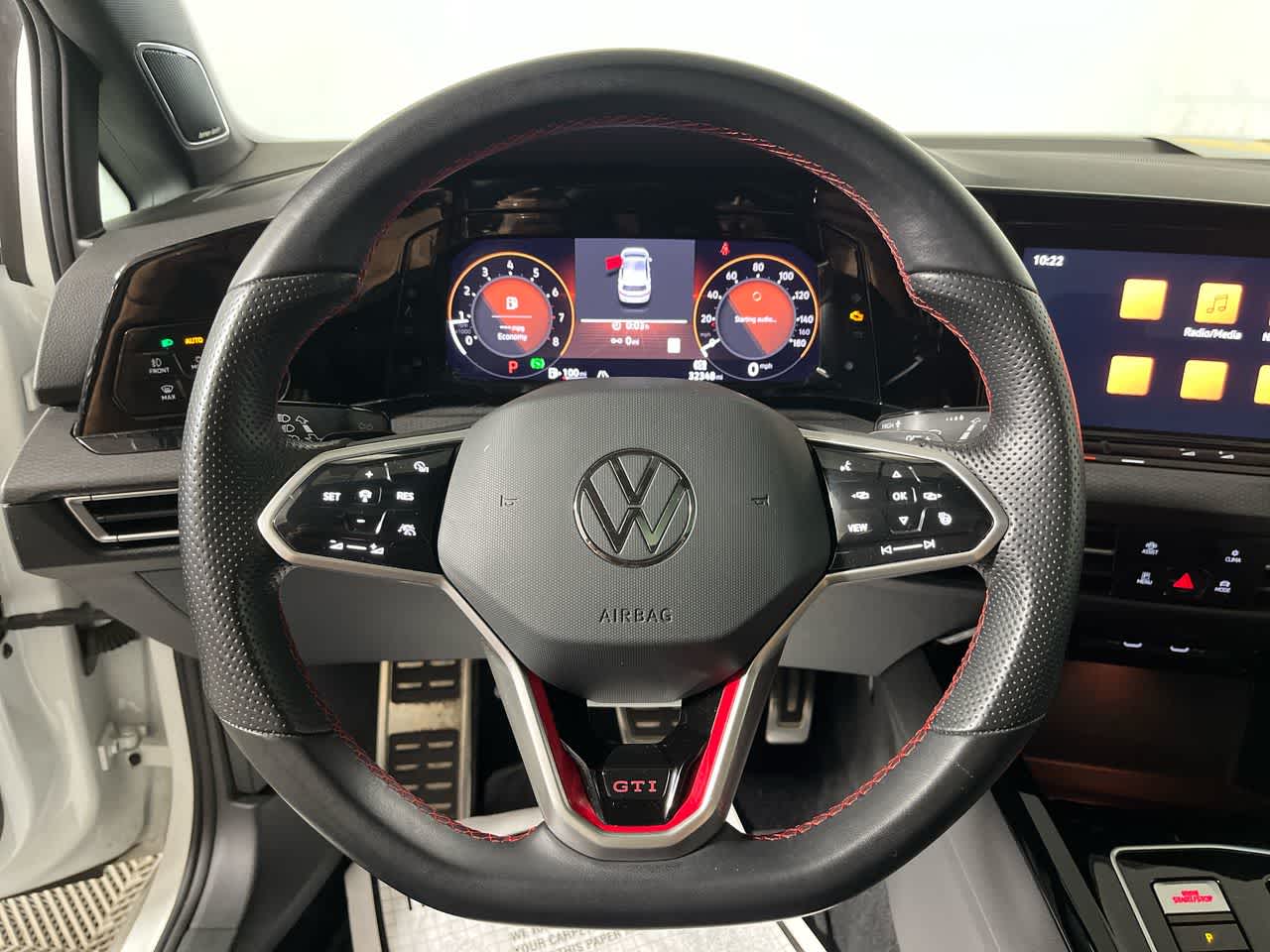 2023 Volkswagen Golf GTI SE