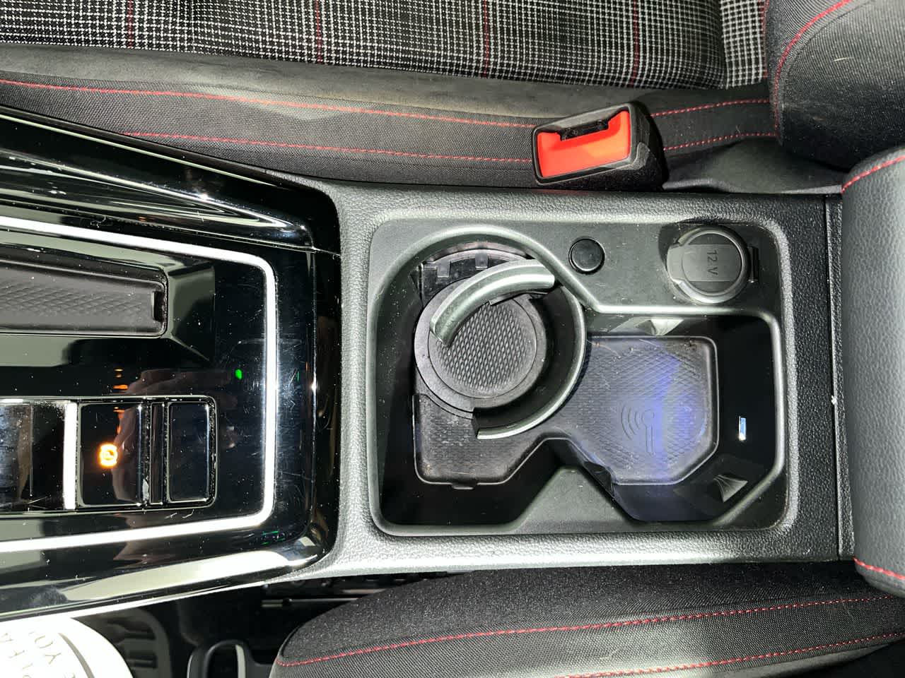 2023 Volkswagen Golf GTI SE