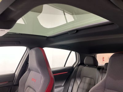 2023 Volkswagen Golf GTI SE