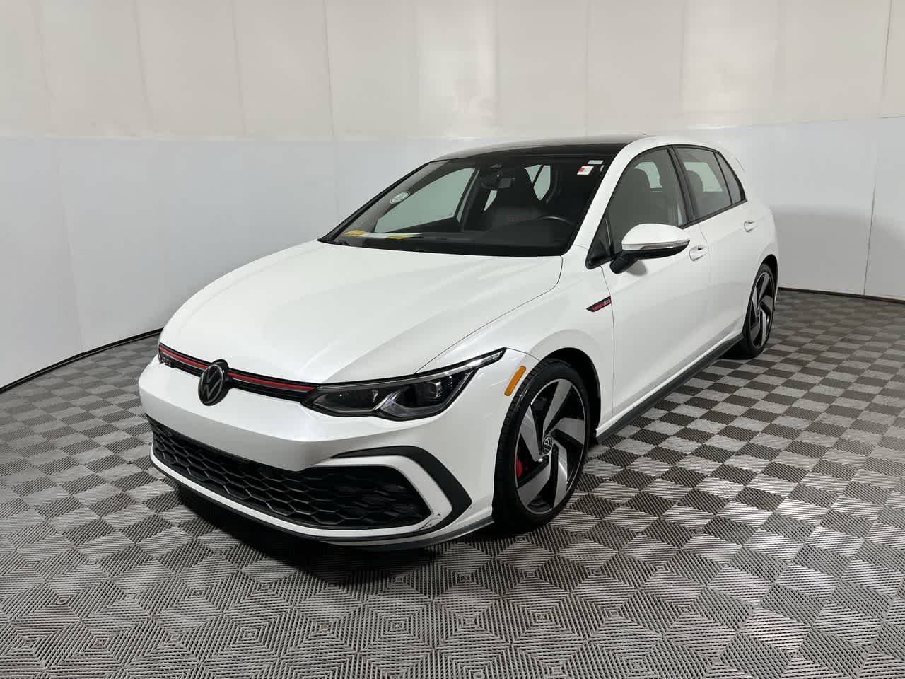 2023 Volkswagen Golf GTI SE