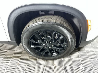 2024 Chevrolet Traverse FWD LT