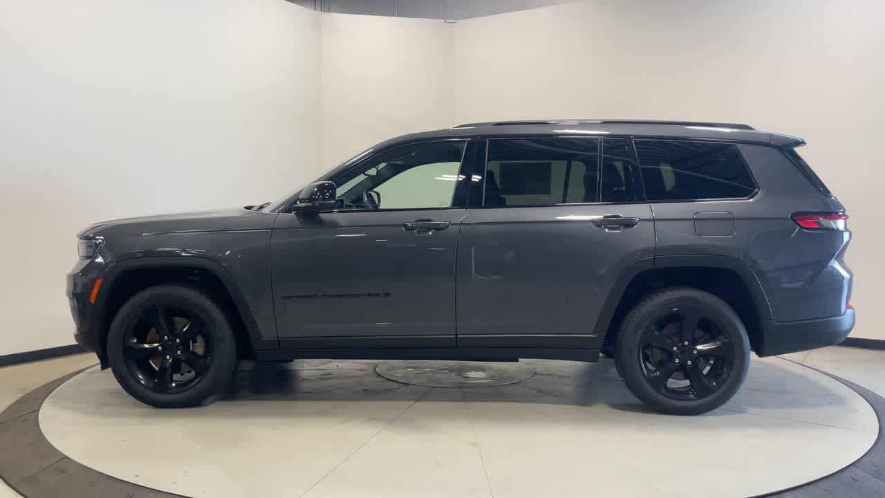 2022 Jeep Grand Cherokee L Altitude