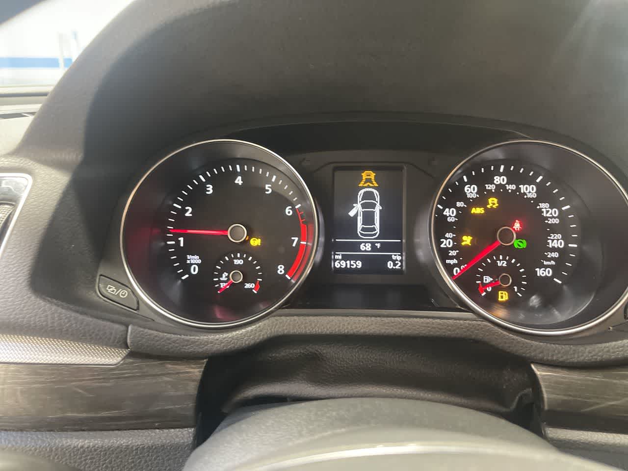 2016 Volkswagen Passat 1.8T SE