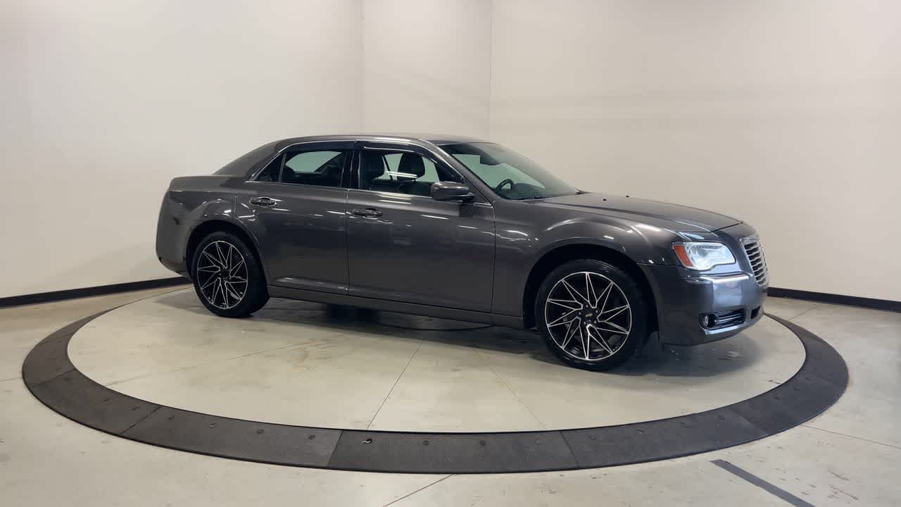 2014 Chrysler 300 4dr Sdn AWD