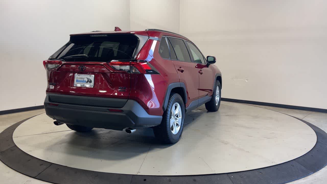 2020 Toyota RAV4 XLE