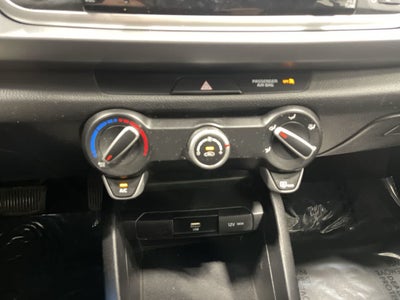 2022 Kia Rio LX