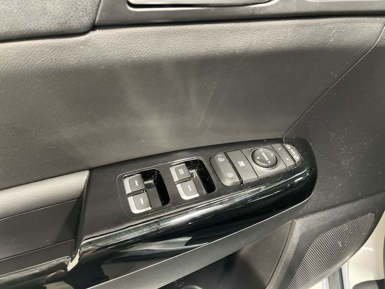 2022 Kia Sportage EX