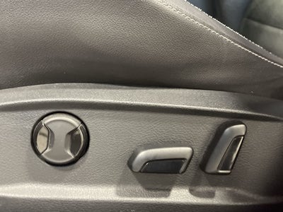 2016 Volkswagen Golf R 4dr HB Man w/DCC/Nav