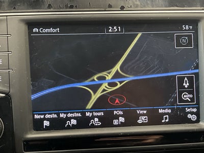 2016 Volkswagen Golf R 4dr HB Man w/DCC/Nav