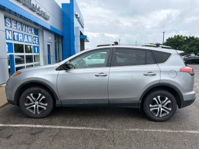2017 Toyota RAV4 LE