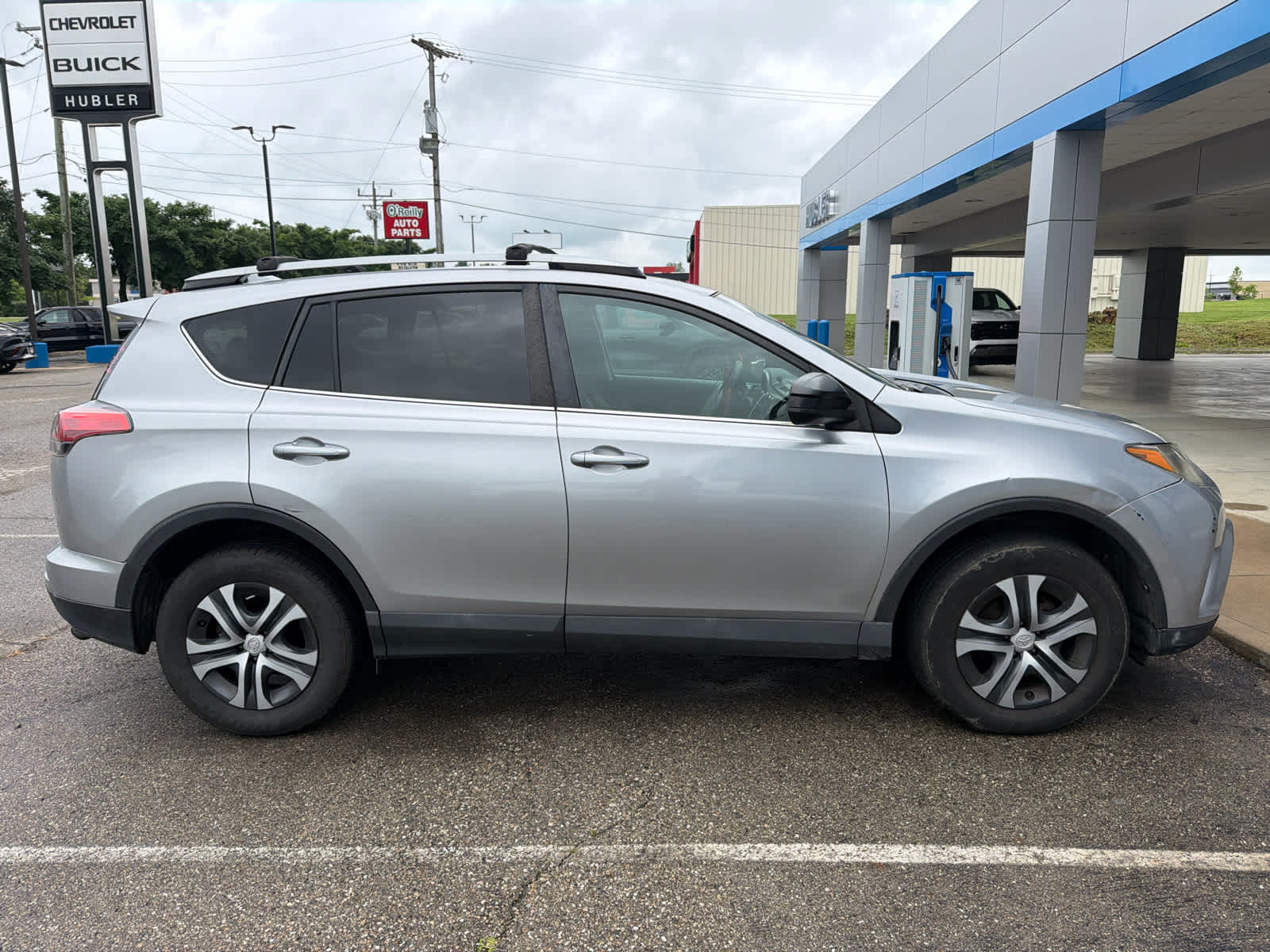 2017 Toyota RAV4 LE