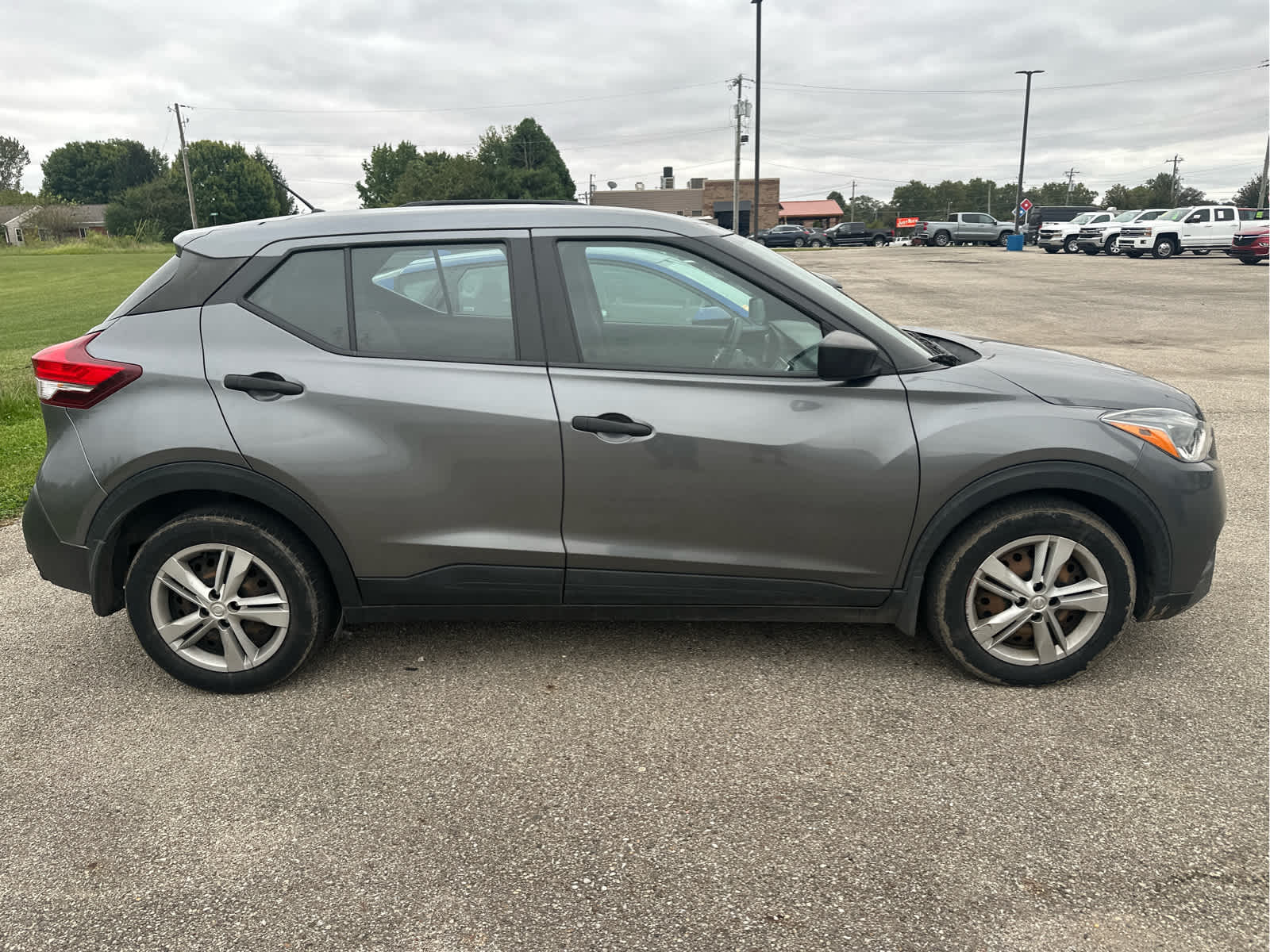2020 Nissan Kicks S