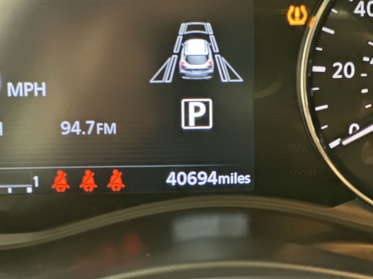 2023 Nissan Kicks SR