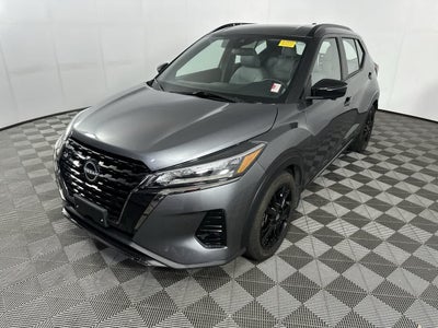 2023 Nissan Kicks SR