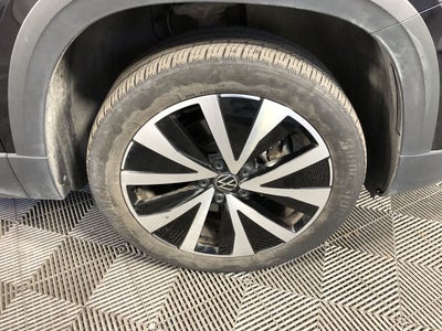 2024 Volkswagen Taos SE