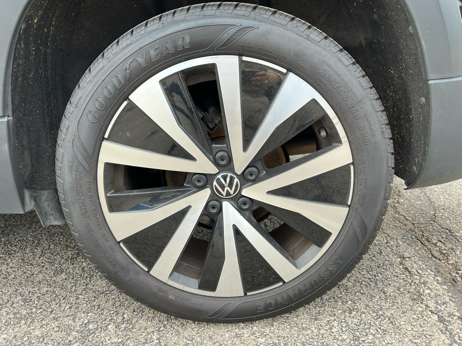 2024 Volkswagen Taos SE