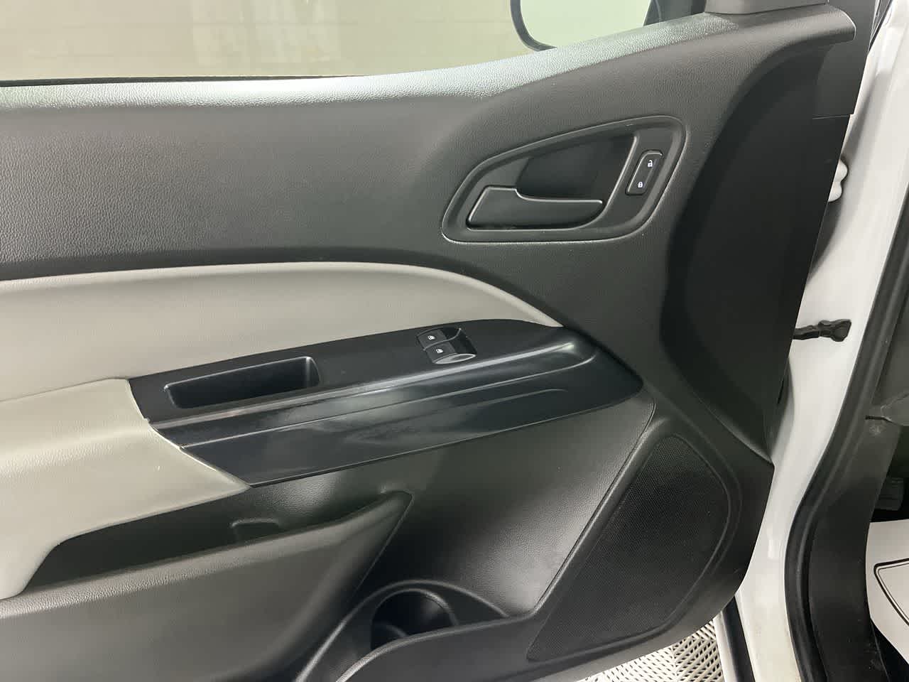 2017 Chevrolet Colorado 2WD Base