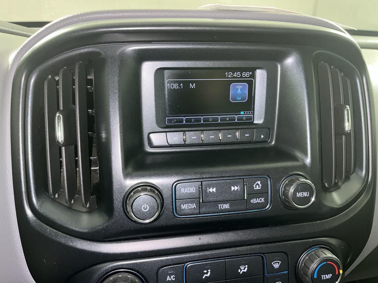 2017 Chevrolet Colorado 2WD Base