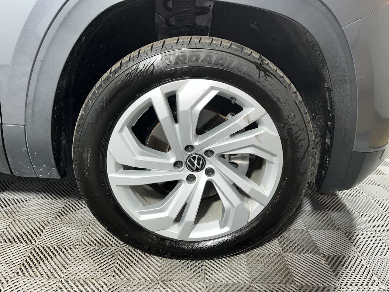 2021 Volkswagen Atlas 2.0T SE w/Technology