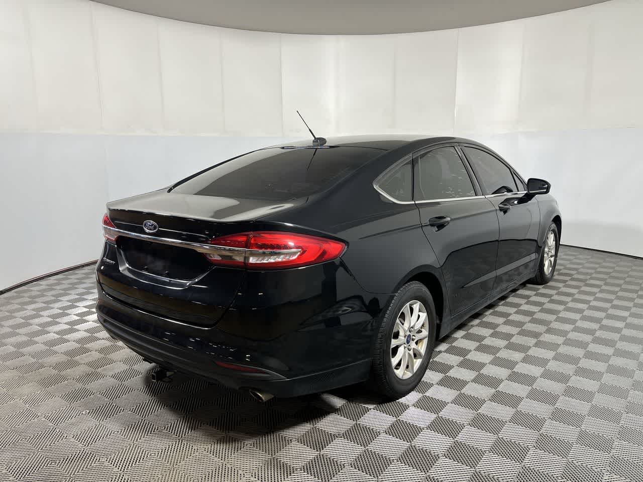 2017 Ford Fusion S