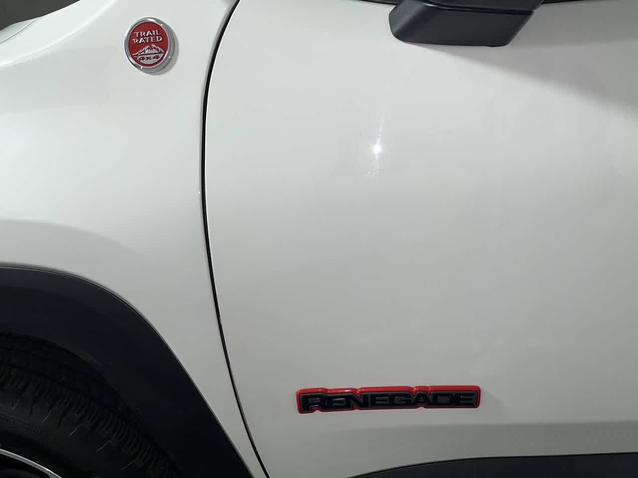2023 Jeep Renegade Trailhawk
