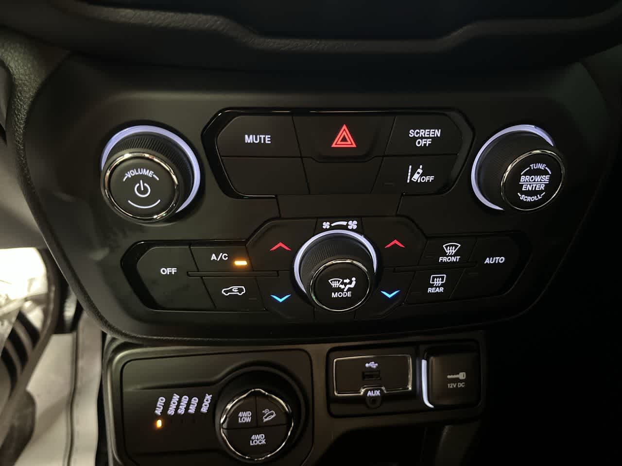 2023 Jeep Renegade Trailhawk