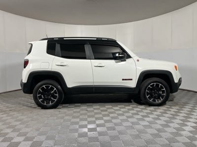 2023 Jeep Renegade Trailhawk
