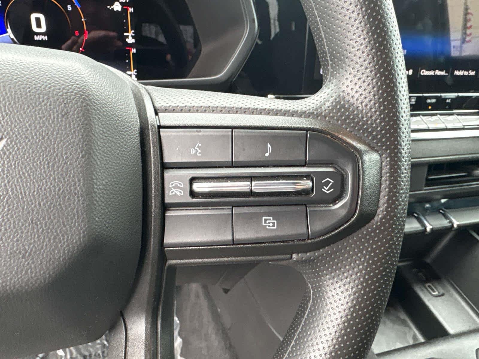 2023 Chevrolet Colorado WT