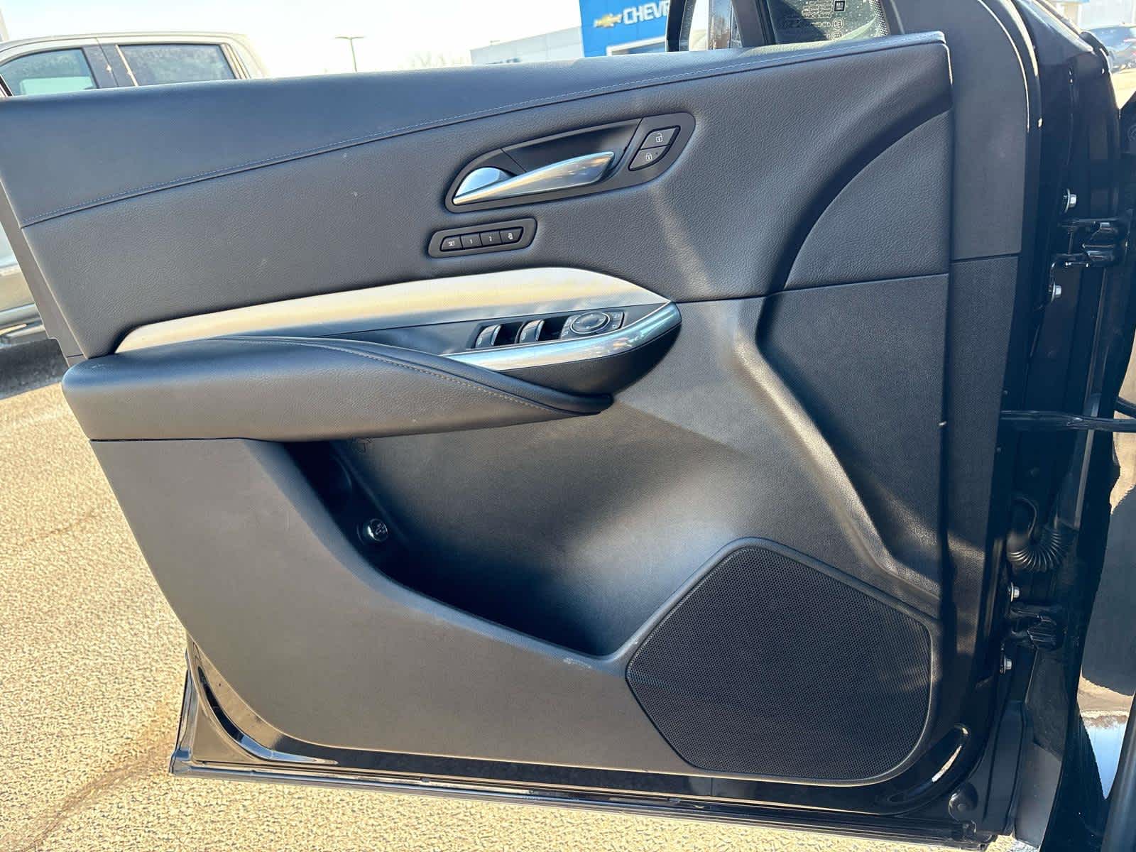 2020 Cadillac XT4 Premium Luxury