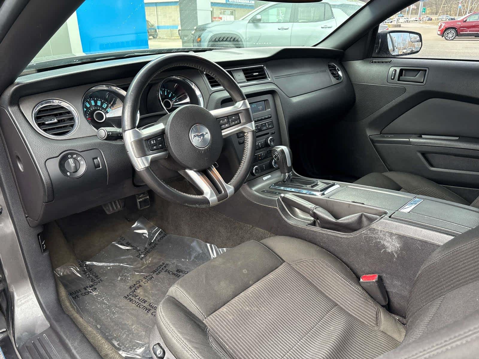 2014 Ford Mustang V6