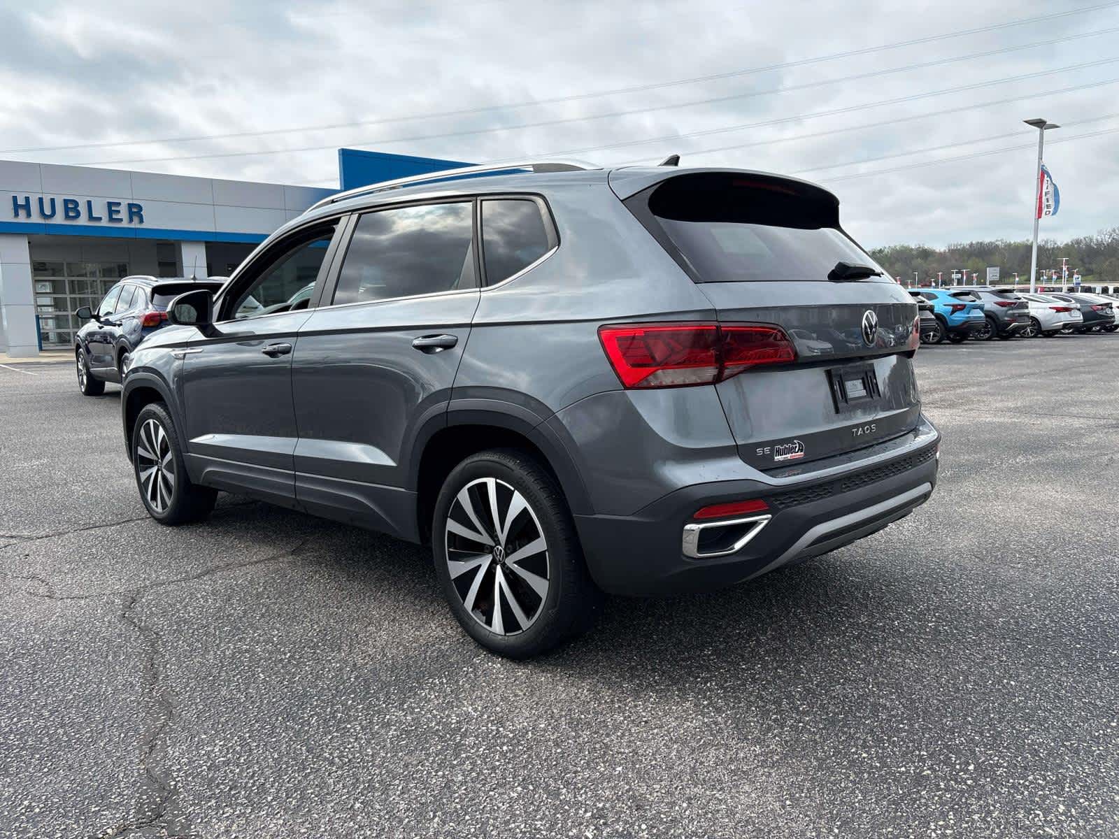 2023 Volkswagen Taos SE