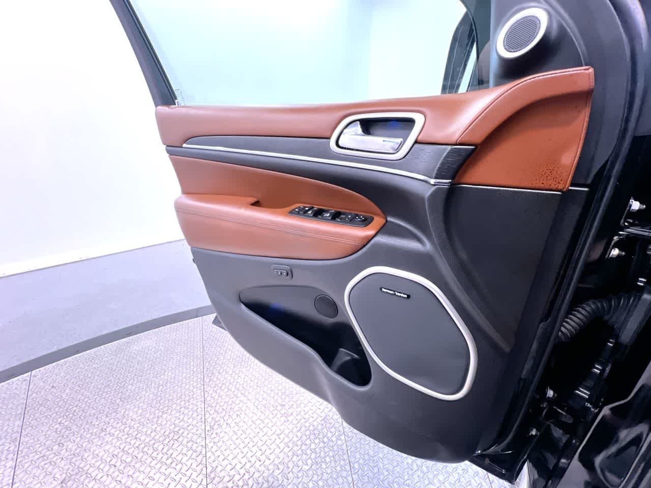 2019 Jeep Grand Cherokee Summit