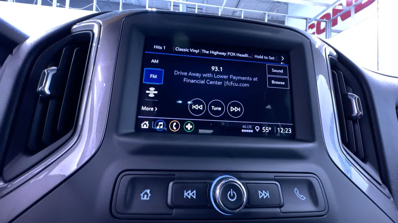 2025 Chevrolet Silverado 1500 Custom