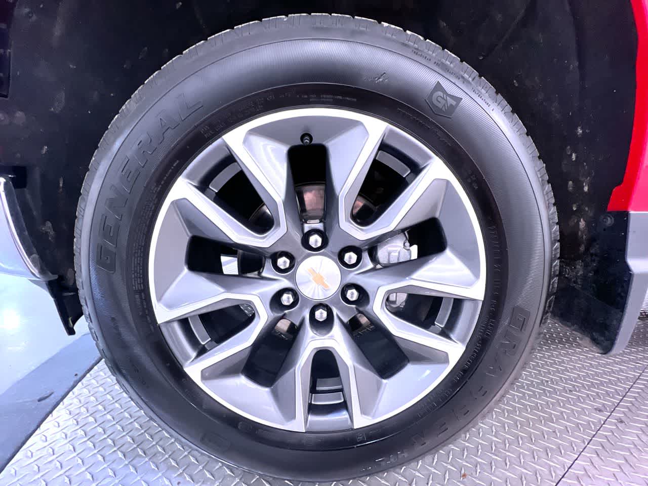 2025 Chevrolet Silverado 1500 LT (2FL)