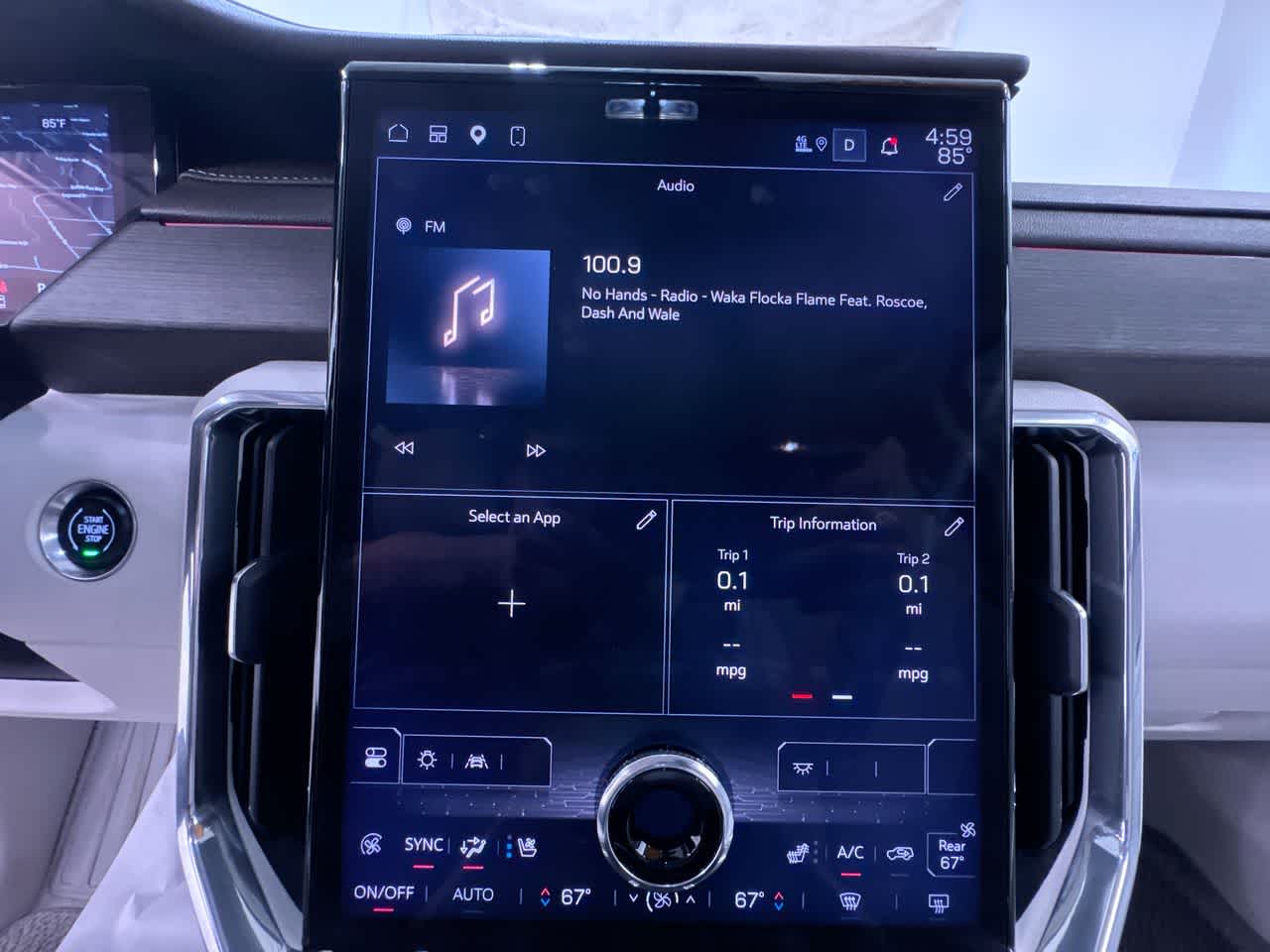 2024 GMC Acadia Denali